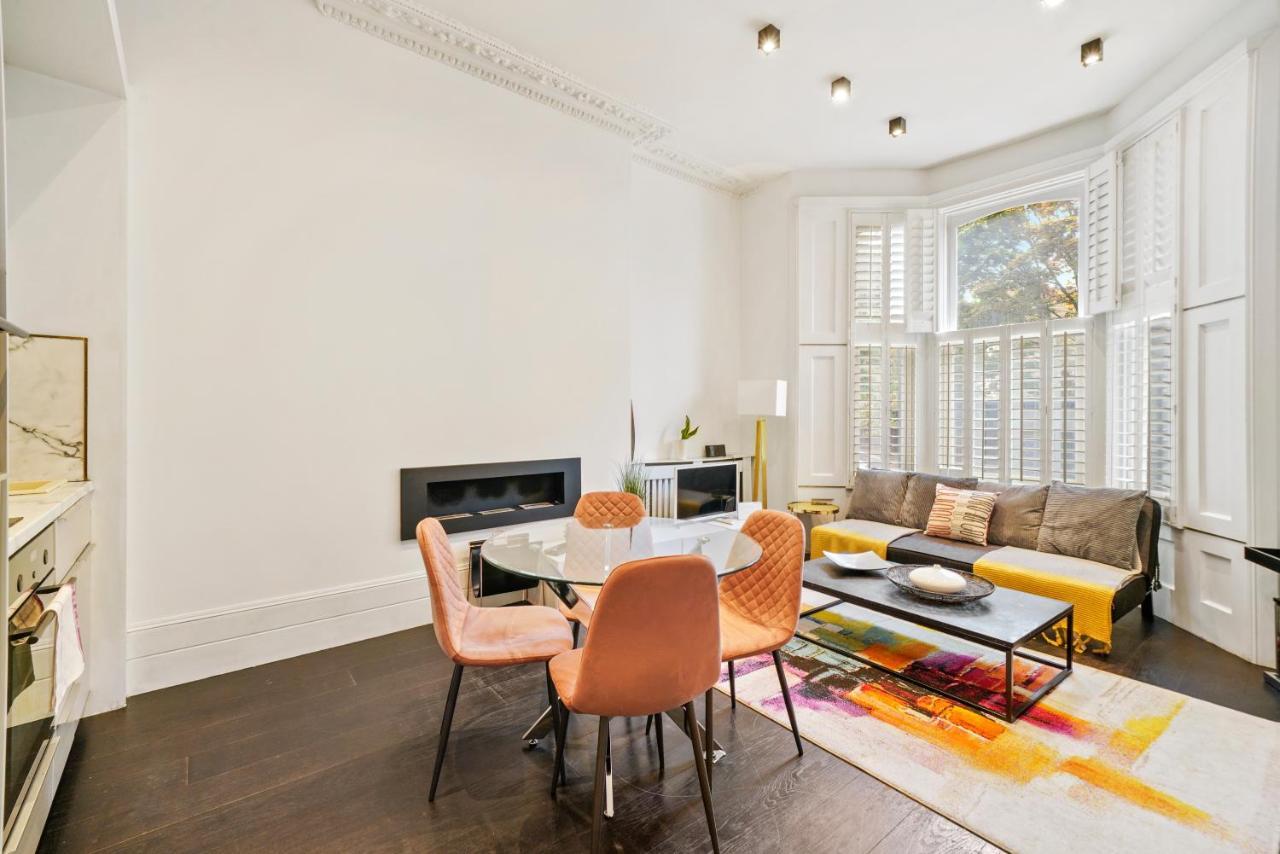 1 & 2 Bed Cosy Apartments Next To Earls Court Free Wifi ロンドン エクステリア 写真