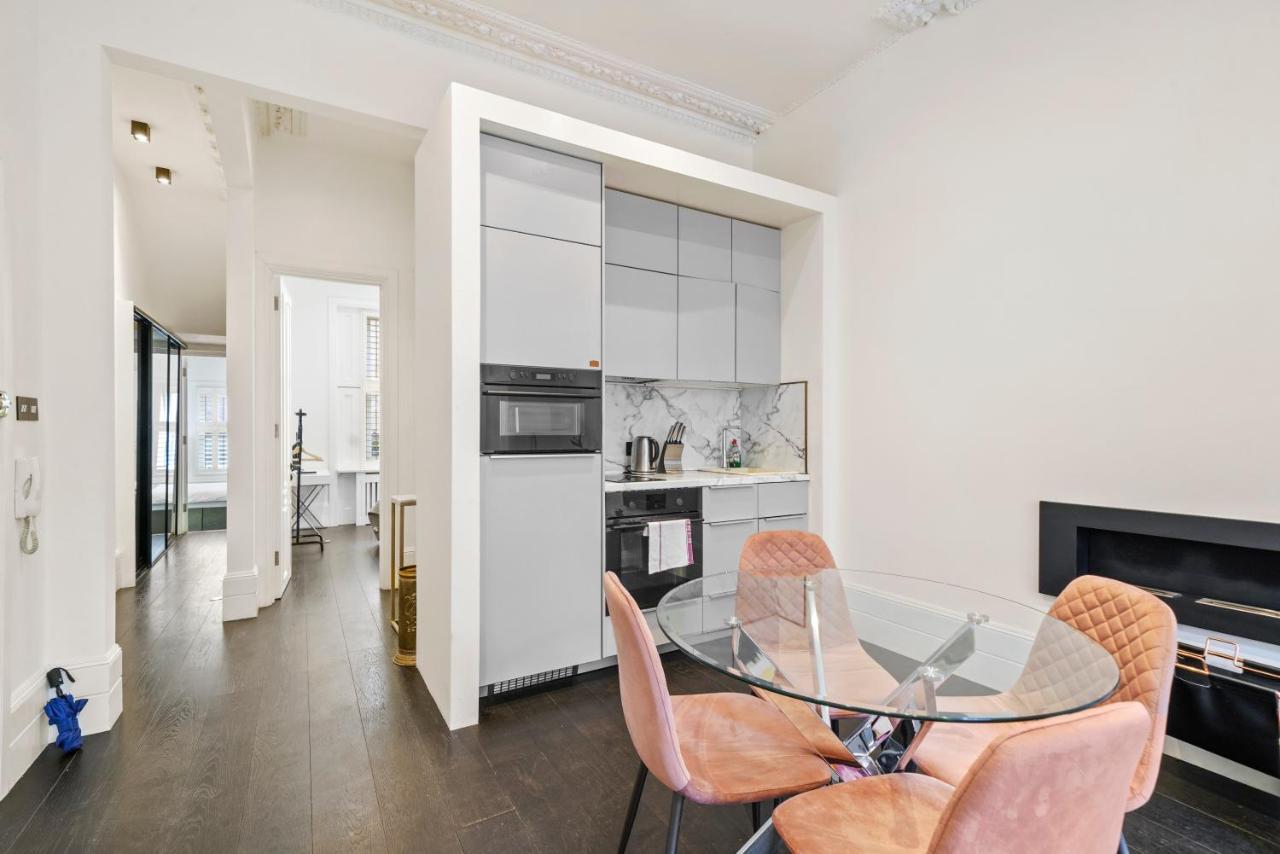 1 & 2 Bed Cosy Apartments Next To Earls Court Free Wifi ロンドン エクステリア 写真