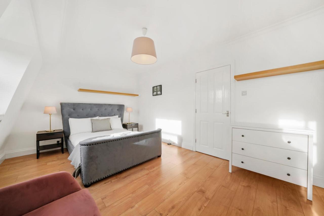 1 & 2 Bed Cosy Apartments Next To Earls Court Free Wifi ロンドン エクステリア 写真